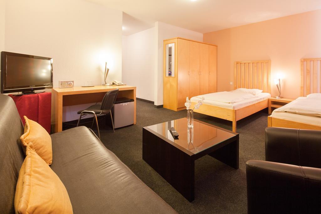 Hotel Bon Prix Fischenich Værelse billede